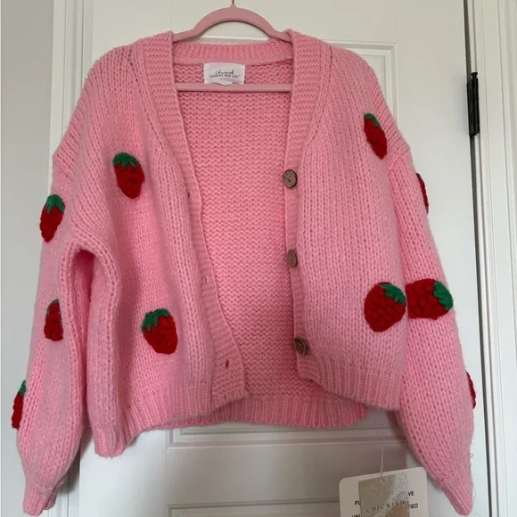 Strawberry button up cardigan - Picture 1 of 2